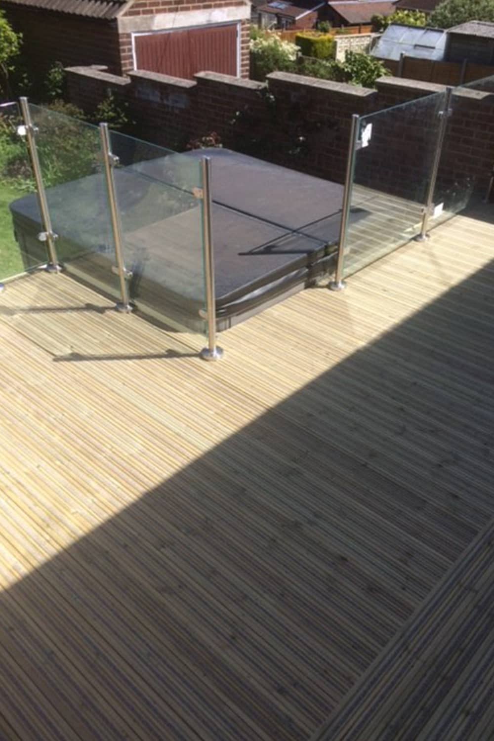 Why Timber Decking is Ideal for Hot Tubs